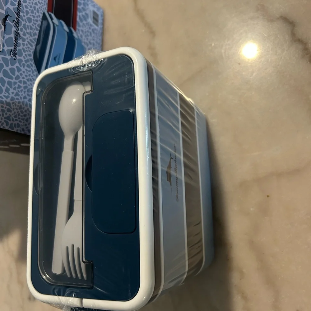 Tommy Bahama Blue and White Bento Box - Picture 4 of 4